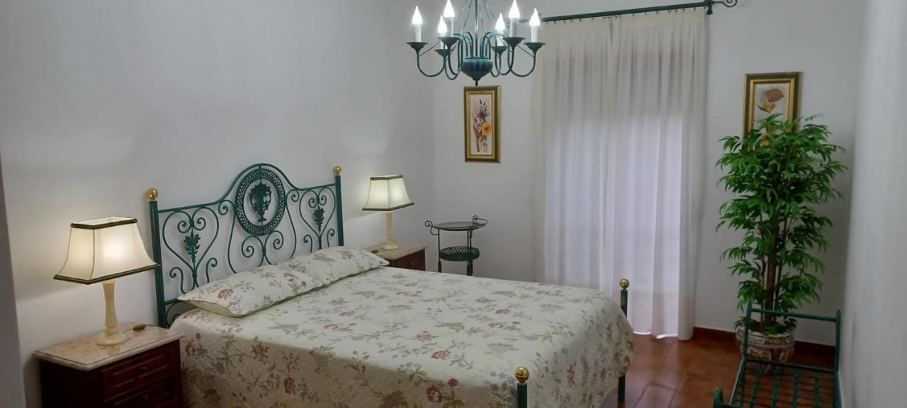 Elegant Sea View Apartment Nazaré Extérieur photo
