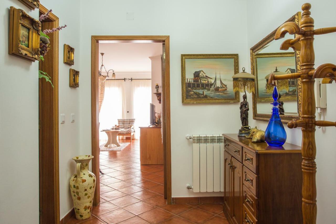 Elegant Sea View Apartment Nazaré Extérieur photo