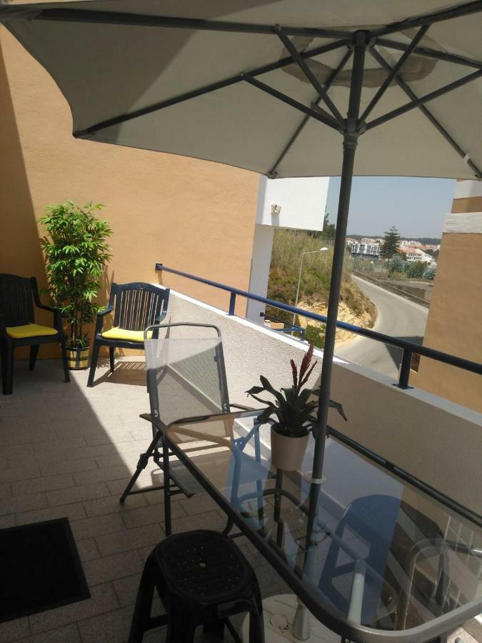 Elegant Sea View Apartment Nazaré Extérieur photo