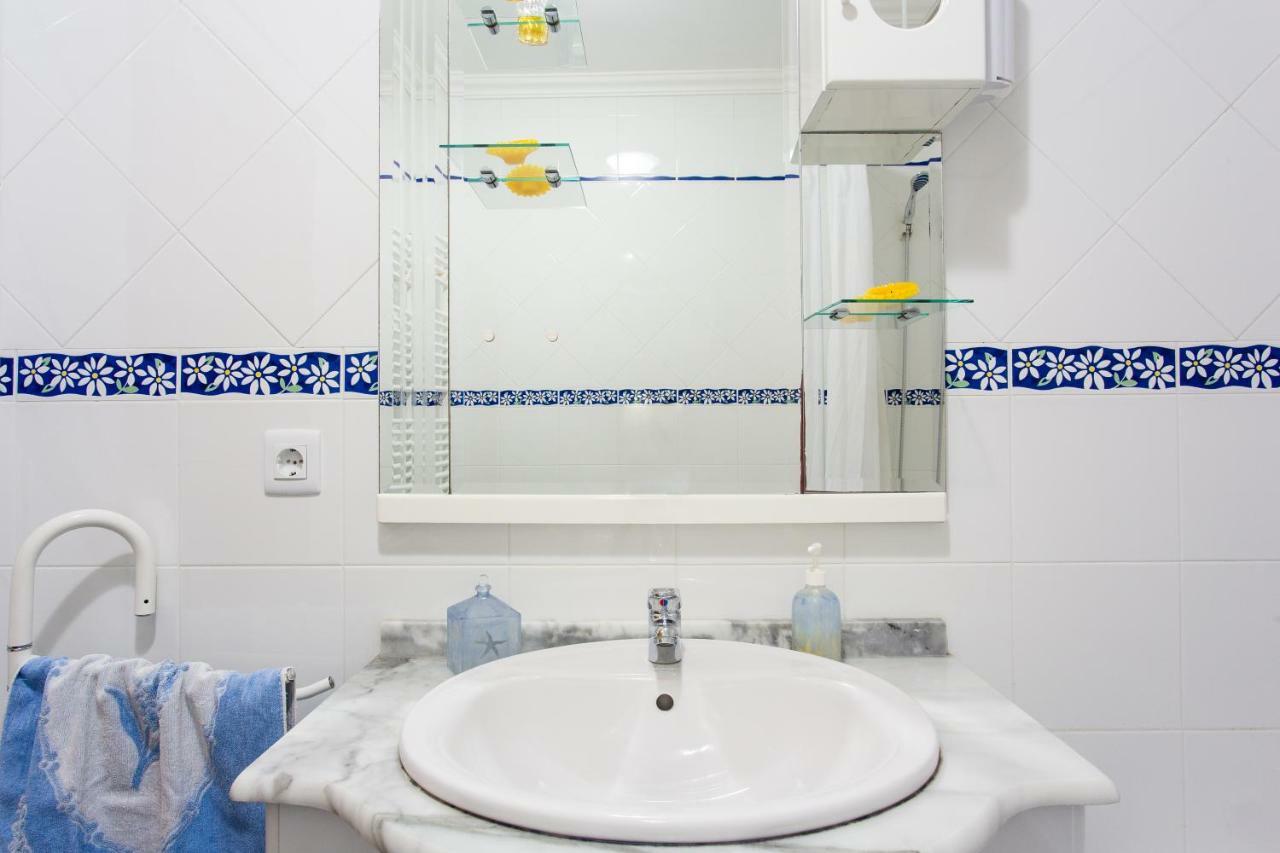 Elegant Sea View Apartment Nazaré Extérieur photo